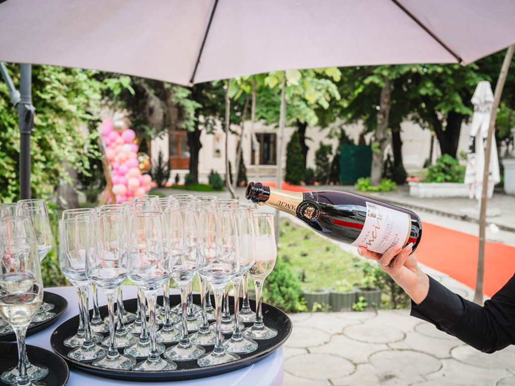 Botez la Palatul Ghica Tei Locatia ideala pentru un eveniment elegant in Bucuresti